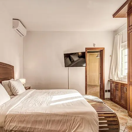 Chalet Montana La Data San Bartolomé
